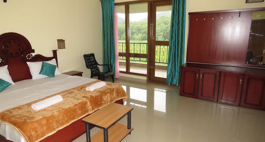 Vista Rooms at Jungle Palace Homestay, Thekkady 5